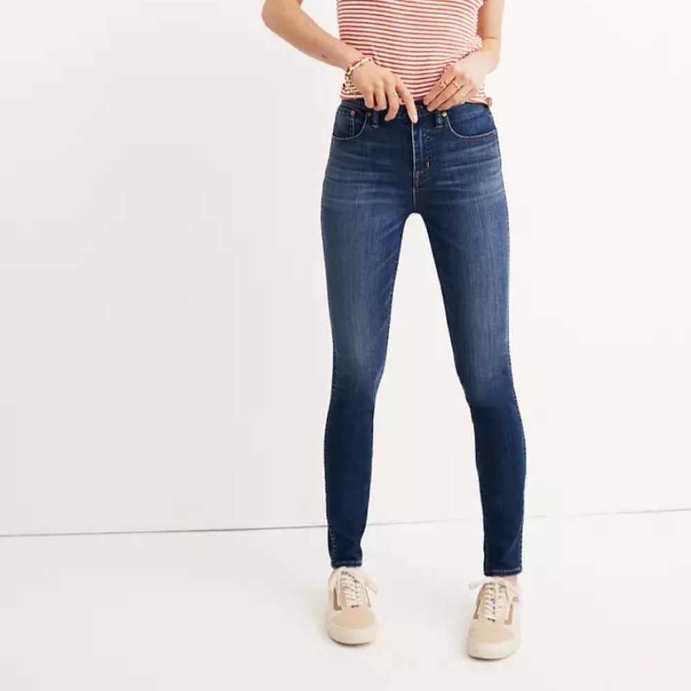 Madewell 10" High-Rise Skinny Jeans in Danny wash